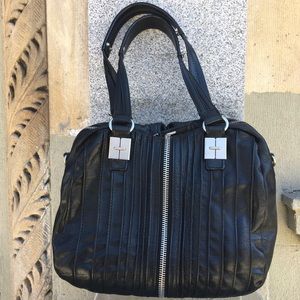 EDGY BLACK ZIPPER BAG BY TULAH RAY!!